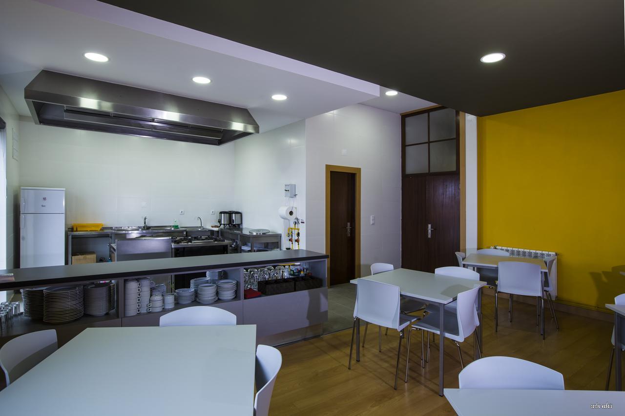 Hostel Entryfik Maceira  Экстерьер фото